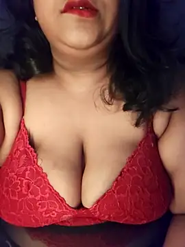 Snapshot of sassy_horny chatting on 03-18-25, 03:31 sassy horny online show from 03-18-25, 03:31