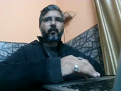 AerifiedLivelong online show from 12-23-24, 01:35