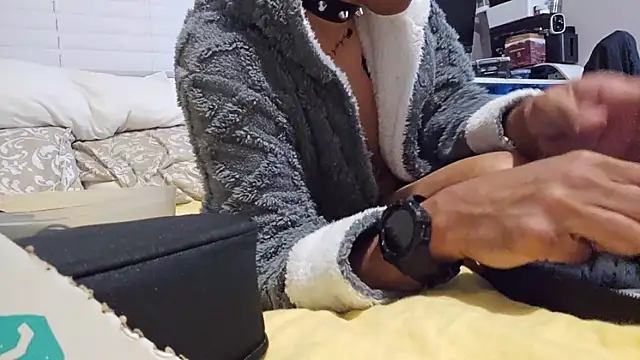 AmGuy23 online show from 11-09-25, 10:13