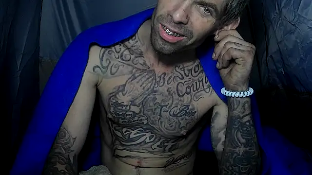 Snapshot of prettyboytatted69 chatting on 03-14-26, 05:13 prettyboytatted69 online show from 03-14-26, 05:13