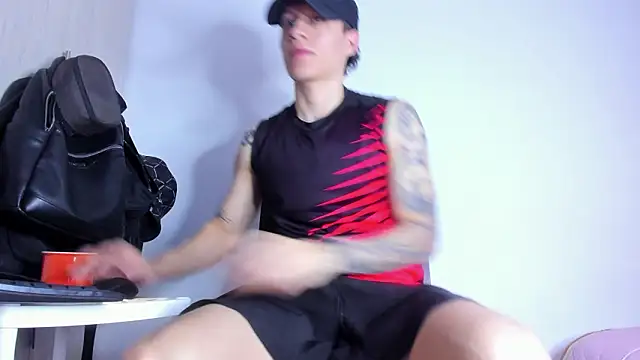 enzo bvlgari online show from 02-28-26, 01:34