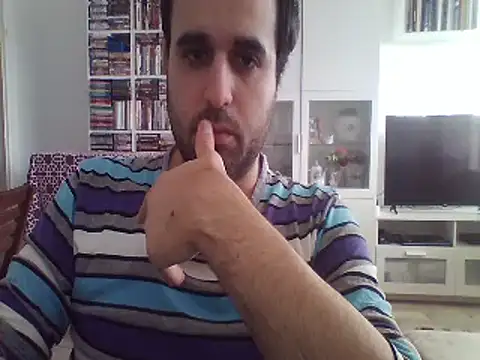 Snapshot of TK12311 chatting on 01-07-25, 01:46 TK12311 online show from 01-07-25, 01:46