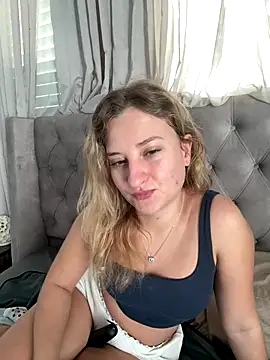 MileySummer online show from 12-20-25, 07:04