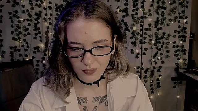 risha laas online show from 02-09-25, 08:24