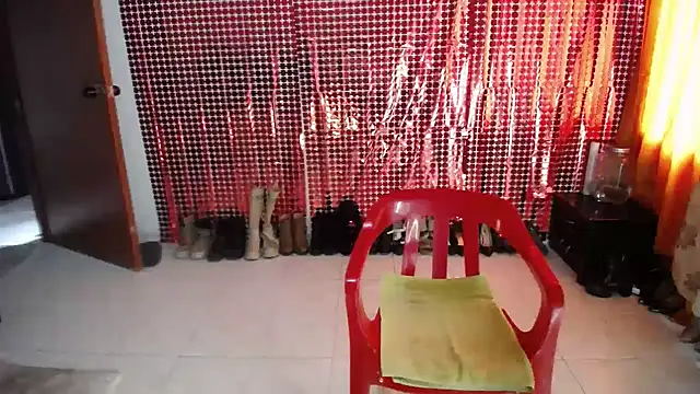 Snapshot of Sweett_Anya chatting on 11-13-25, 07:46 Sweett Anya online show from 11-13-25, 07:46