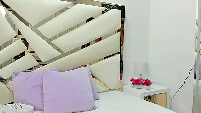 Naughty  Mom online show from 03-11-25, 09:56