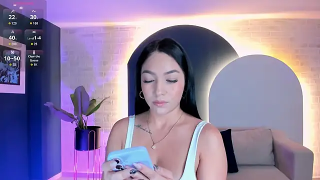 RossieRhoades online show from 10-21-25, 07:58