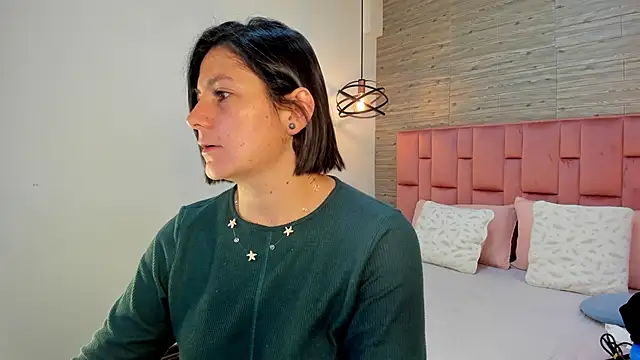 SarahDeyvis online show from 01-14-25, 02:00