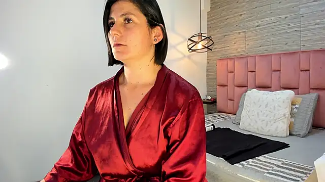 SarahDeyvis online show from 01-29-25, 07:22