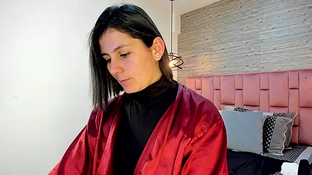 SarahDeyvis online show from 03-06-25, 06:05