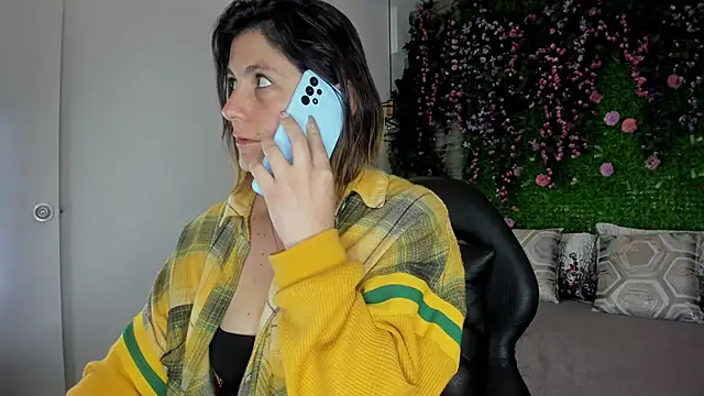 SarahDeyvis online show from 02-26-26, 01:10