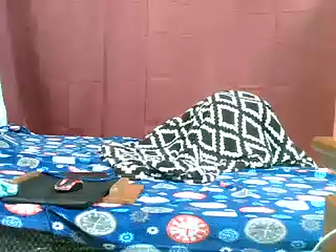 2ocmaxi online show from 01-05-25, 04:06