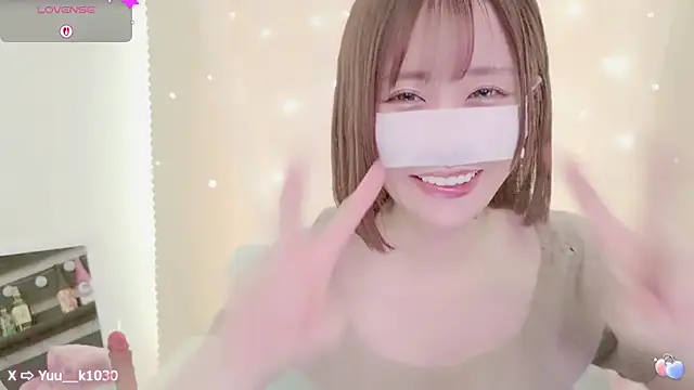Yuu  k online show from 03-17-25, 03:47