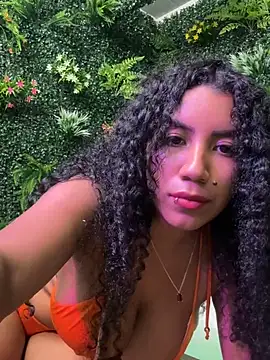 Snapshot of serena_willow chatting on 01-15-25, 06:12 serena willow online show from 01-15-25, 06:12