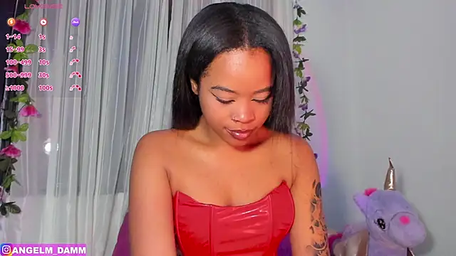 Mia damm online show from 03-23-25, 03:21