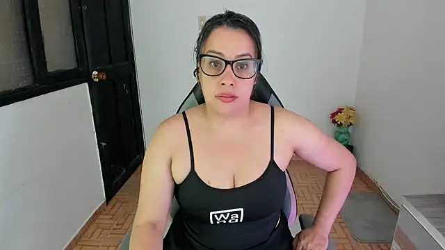 smile sweetpao online show from 03-21-25, 01:13