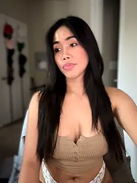 Snapshot of JazzieXo chatting on 10-16-25, 09:27 JazzieXo online show from 10-16-25, 09:27