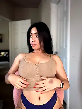 Snapshot of JazzieXo chatting on 11-20-25, 09:03 JazzieXo online show from 11-20-25, 09:03