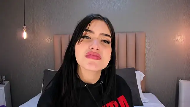 Alexa Thaylor  online show from 01-03-25, 06:14