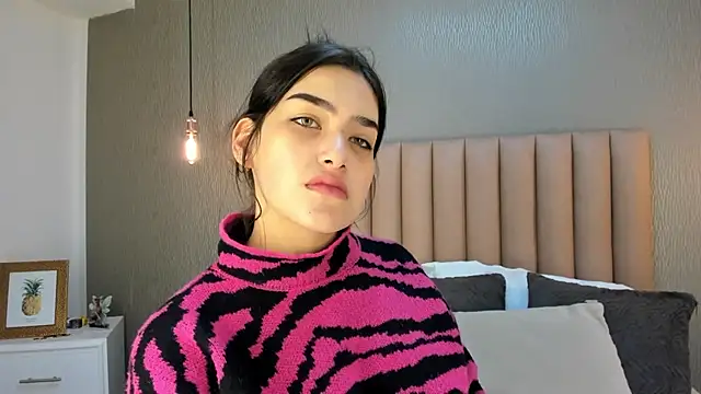 Alexa Thaylor  online show from 01-06-25, 02:36