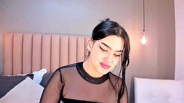 Alexa Thaylor  online show from 01-07-25, 07:06