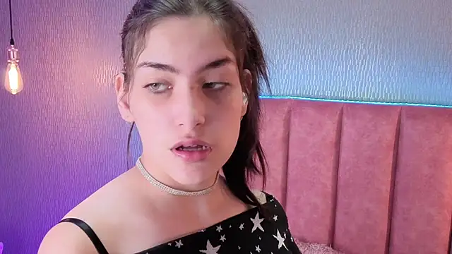 Alexa Thaylor  online show from 01-19-26, 03:27