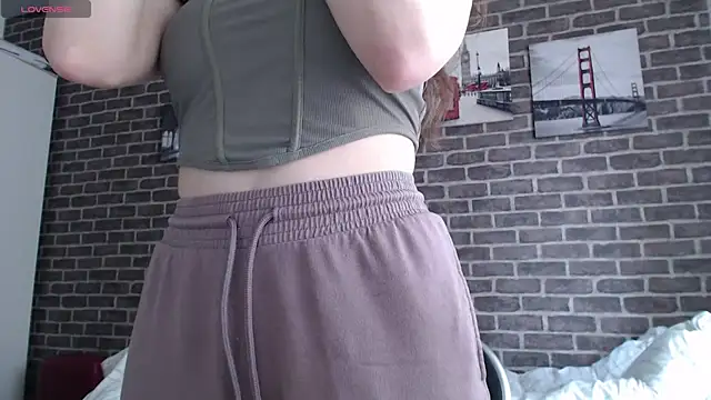  Hot Lady  online show from 01-08-25, 01:41