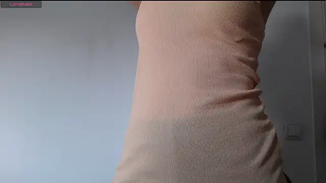  Hot Lady  online show from 02-01-26, 04:16