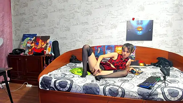 KagamiTayga online show from 11-29-25, 02:47