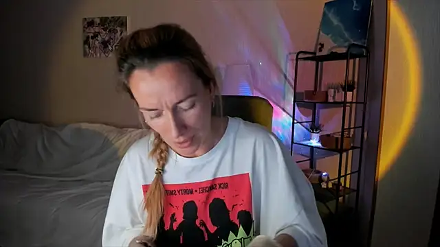 RebeccaMartinez online show from 10-10-25, 11:20