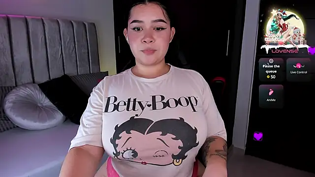 Snapshot of daniela_hornny chatting on 12-29-24, 03:11 daniela hornny online show from 12-29-24, 03:11