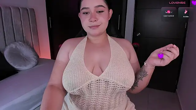 Snapshot of daniela_hornny chatting on 03-02-25, 03:34 daniela hornny online show from 03-02-25, 03:34