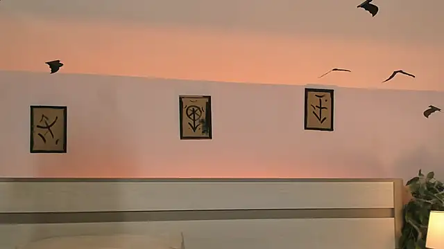 Phoenix Margo online show from 10-30-25, 05:42