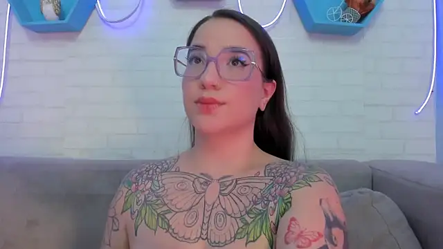 Snapshot of DEVA_BLUE_ chatting on 01-20-25, 07:47 DEVA BLUE online show from 01-20-25, 07:47