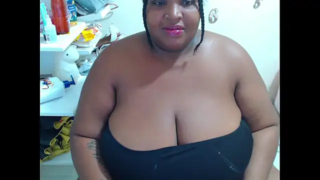 chocolatehot04 online show from 11-09-25, 01:48