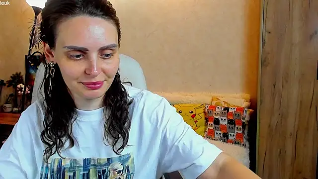 mia grantes online show from 10-05-25, 08:18