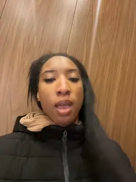 Iceblanca online show from 02-15-25, 01:10