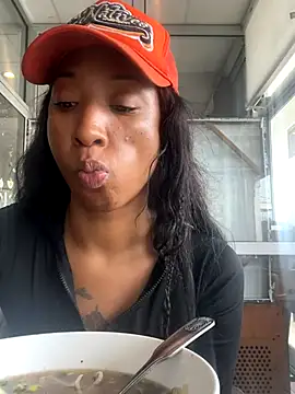 Iceblanca online show from 09-24-25, 07:06