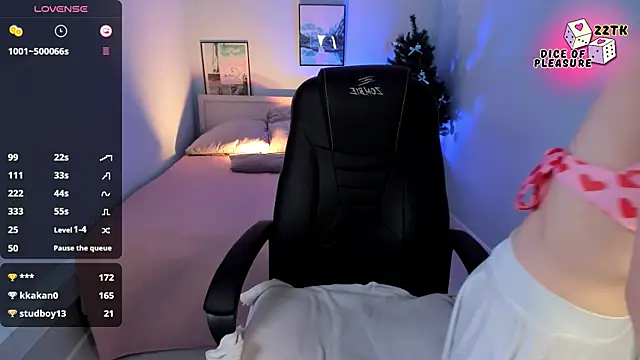 Snapshot of MelisaCoy chatting on 12-20-24, 04:57 MelisaCoy online show from 12-20-24, 04:57