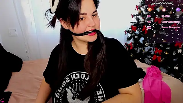 Snapshot of Talla_a chatting on 01-12-26, 10:53 Talla a online show from 01-12-26, 10:53