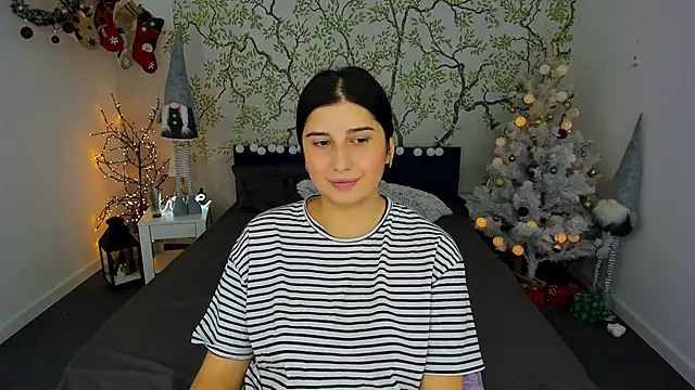 Linda EX online show from 12-08-24, 07:22