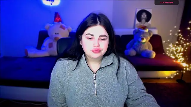 Emily Mo online show from 12-08-24, 06:43