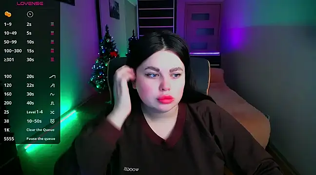 Emily Mo online show from 12-21-24, 06:19