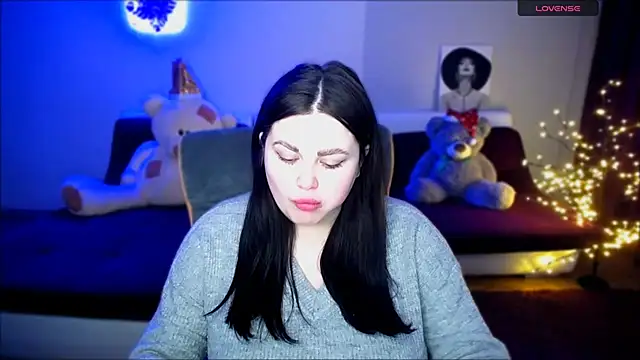 Emily Mo online show from 12-23-24, 06:44