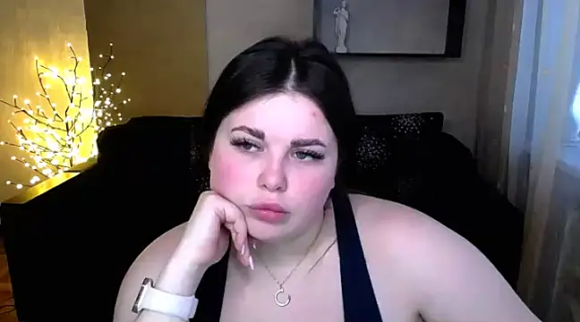 Emily Mo online show from 03-16-25, 09:38