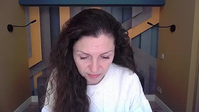 EllaLong online show from 01-08-26, 12:29