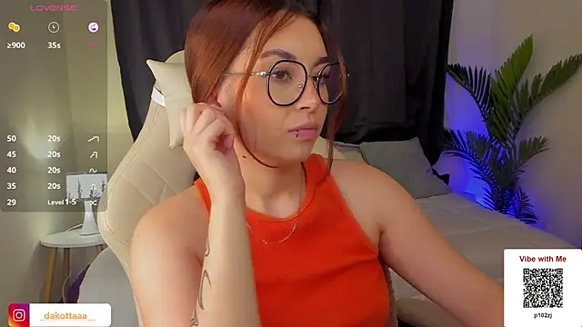 dakottaa  online show from 02-01-25, 03:19