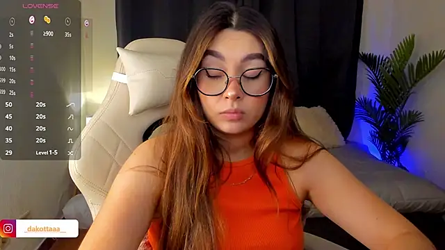 dakottaa  online show from 09-15-25, 11:27