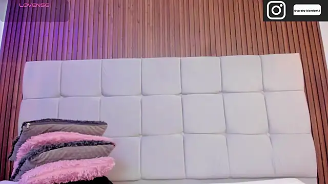 Saravy Blandon online show from 11-13-25, 10:47