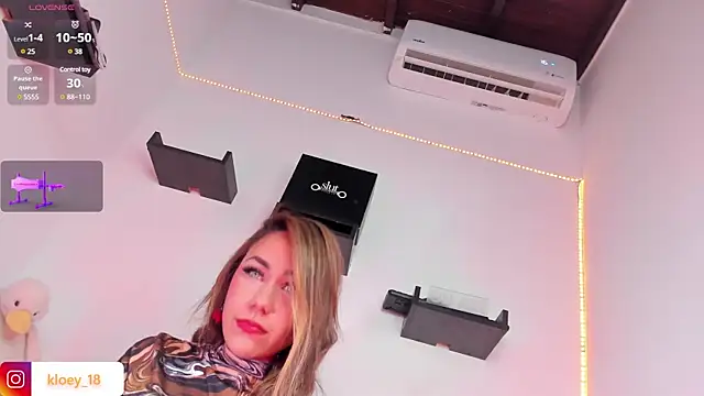 kloey hoot online show from 01-15-25, 12:51